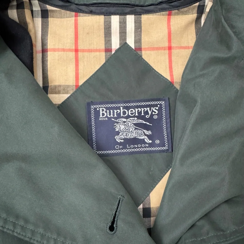 Vintage Burberry Trench Coat size 4 - Picture 4 of 8